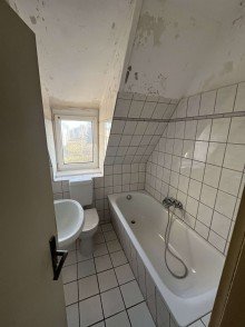 DG Bad Handwerker/Kapitalanleger aufgepasst: MFH zum weiteren Ausbau