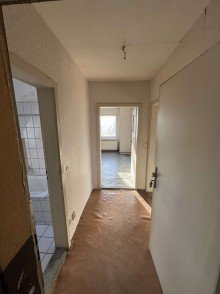 DG Flur Handwerker/Kapitalanleger aufgepasst: MFH zum weiteren Ausbau
