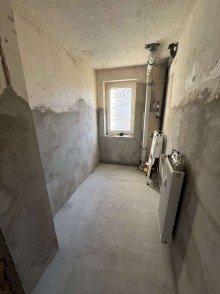 Badezimmer Handwerker/Kapitalanleger aufgepasst: MFH zum weiteren Ausbau