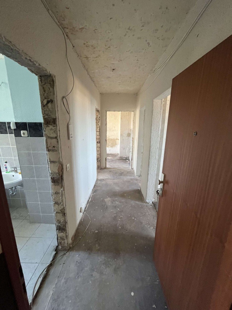 Flur Mehrfamilienhaus Gro� Kreutz