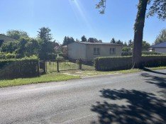 Hauptbild sanierungsbedürftiges EFH mit viel Entwicklungspotential